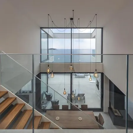 Alluring - 5 Bedrooms - Private Infinity Pool With Stunning Views *